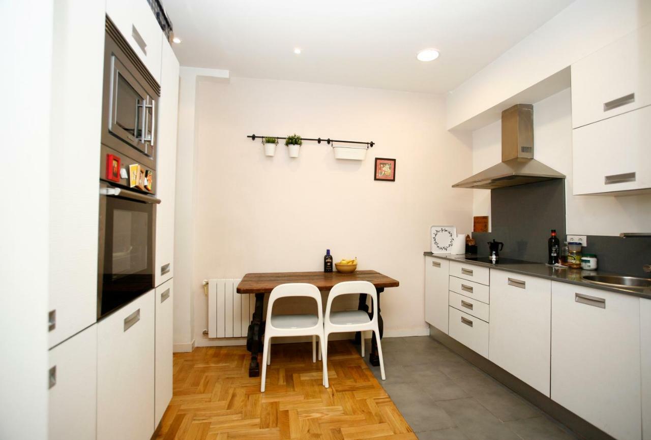 Piso Centrico Con Patio Bilbao Exterior photo